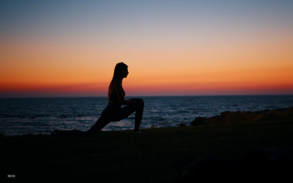 Costa Ricda yoga girl